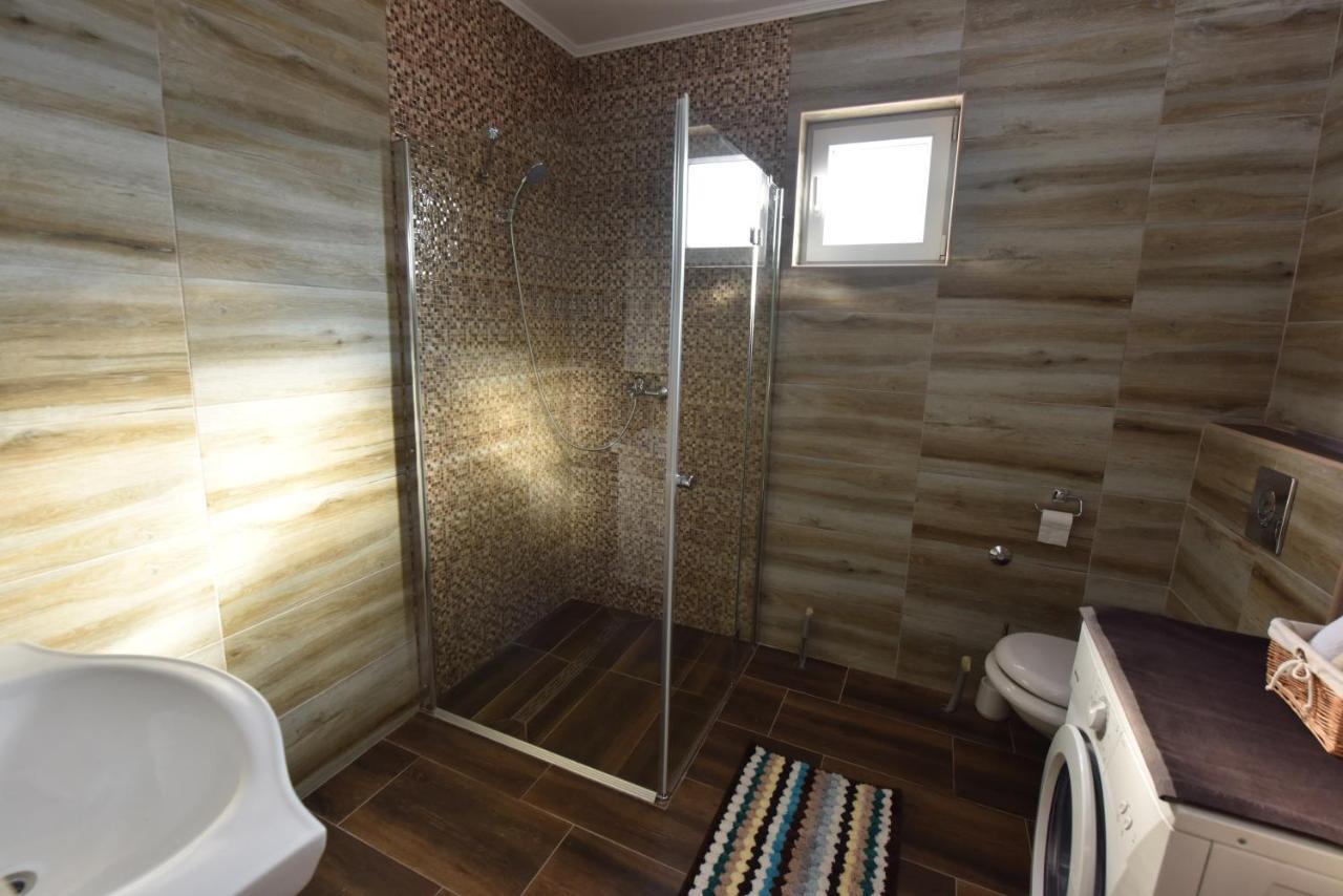Lea Apartment Sibenik Bagian luar foto